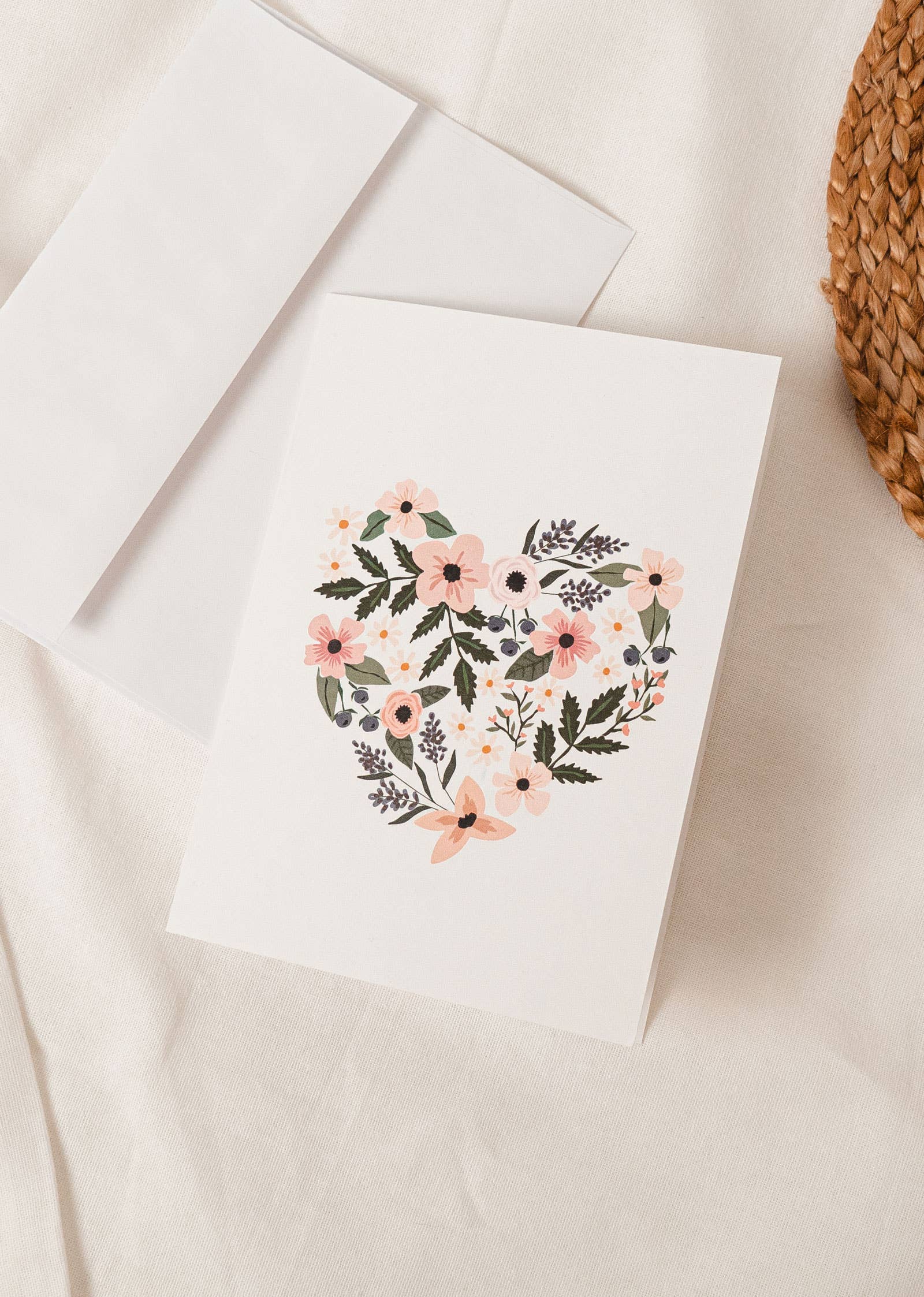 Mimi & August: Greeting Card - Heart Full of Flowers