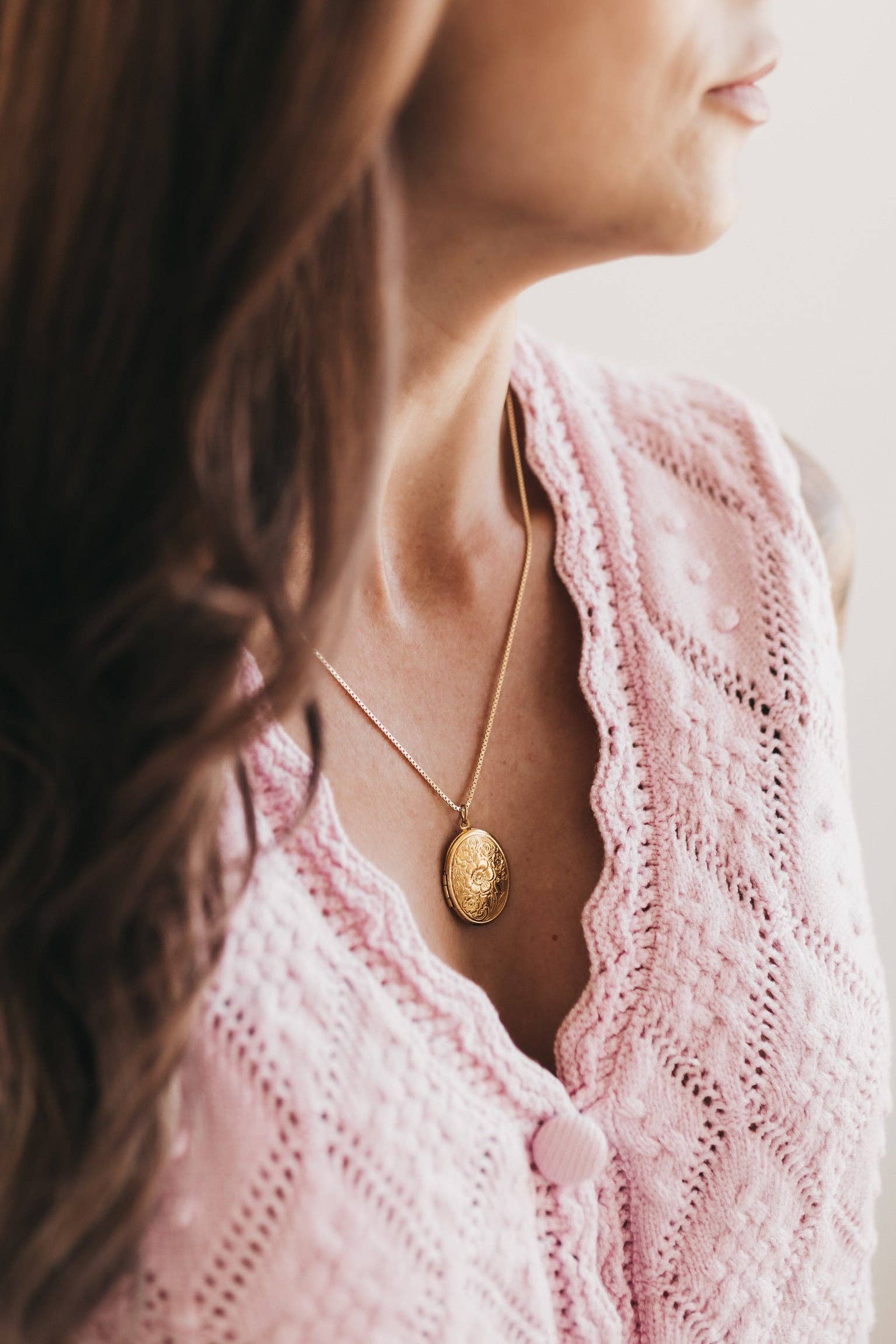 Secret Garden Oval Locket: 18"