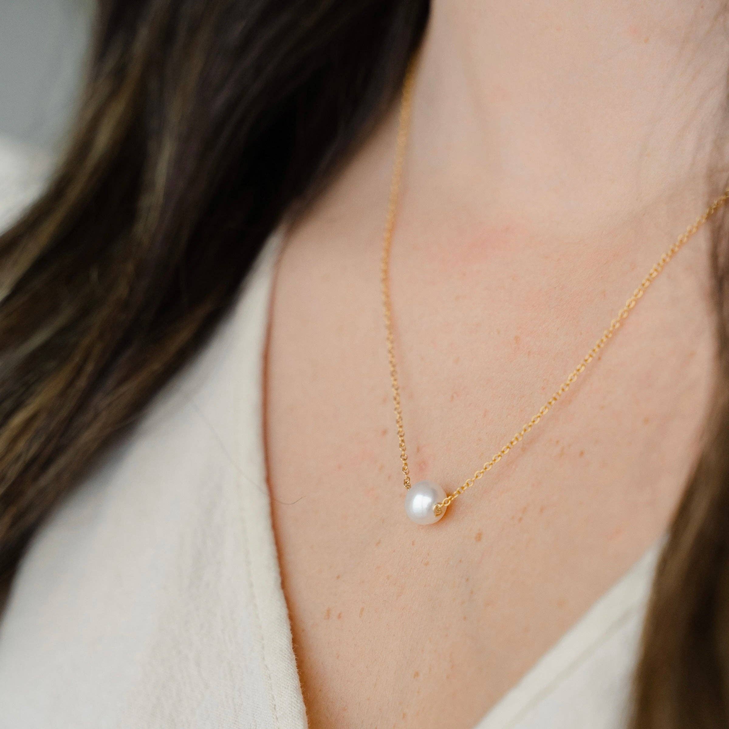 Petite Gold: Evelyn Necklace