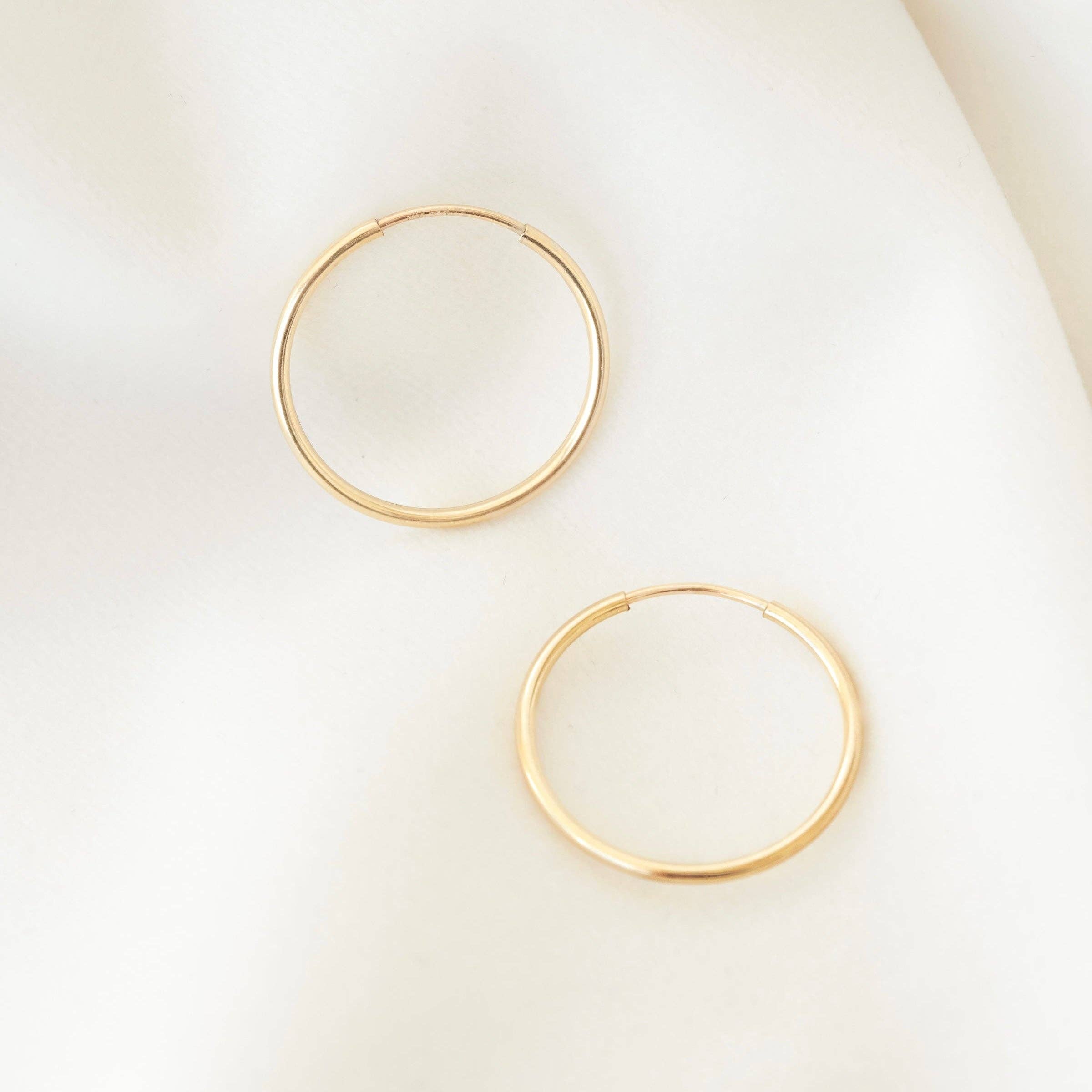 Petite Gold: Thin Hoops - 24mm