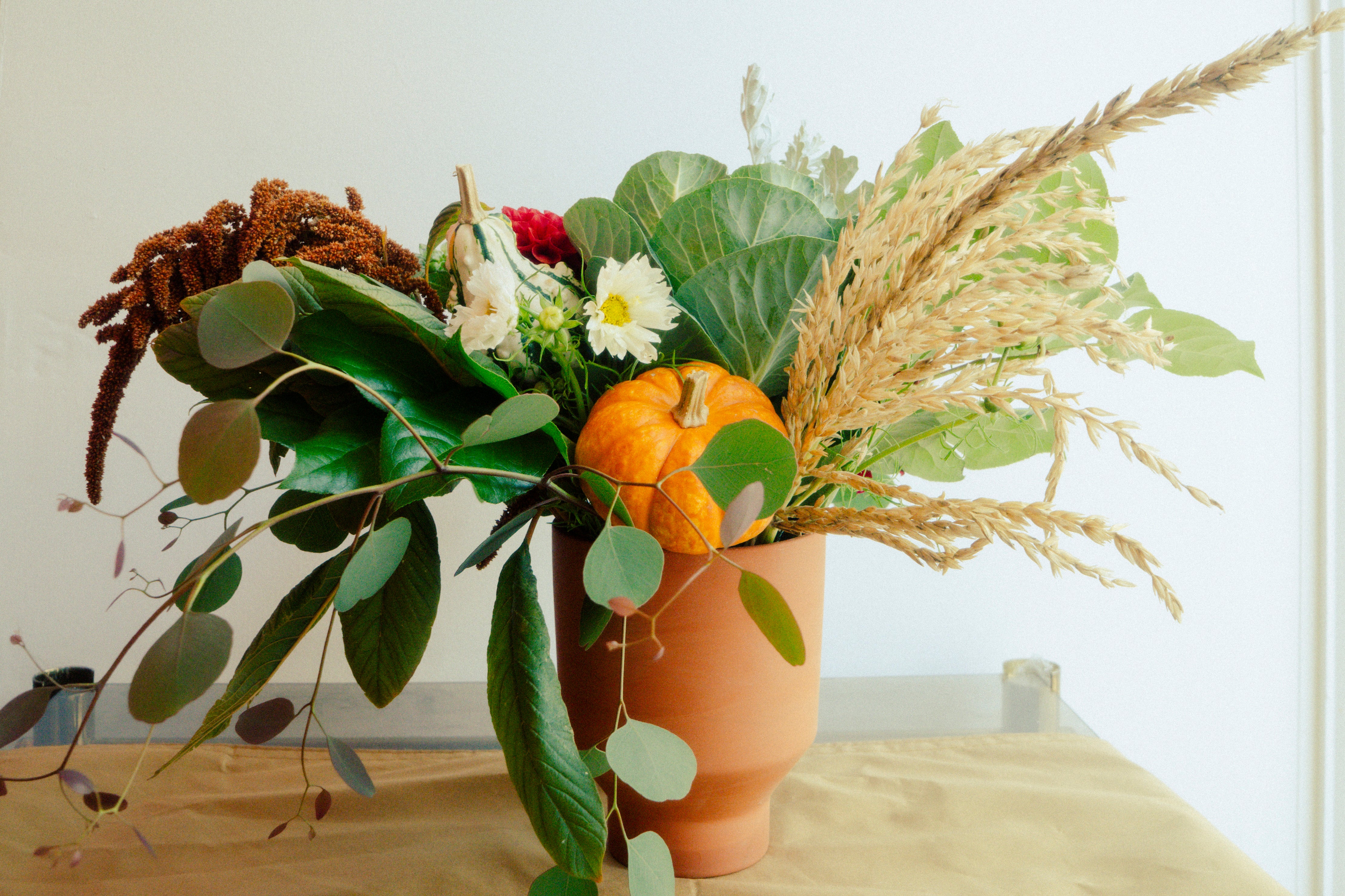 The Friendsgiving Centrepiece