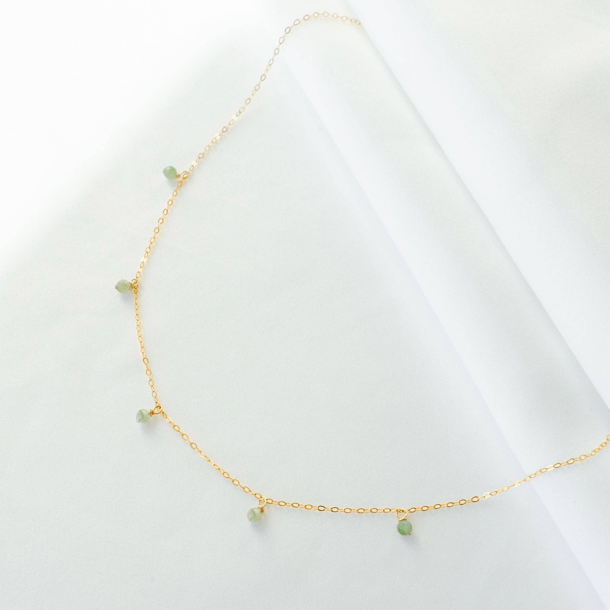 Petite Gold: Primrose Necklace: White (Natural Freshwater Pearls) / Gold Filled