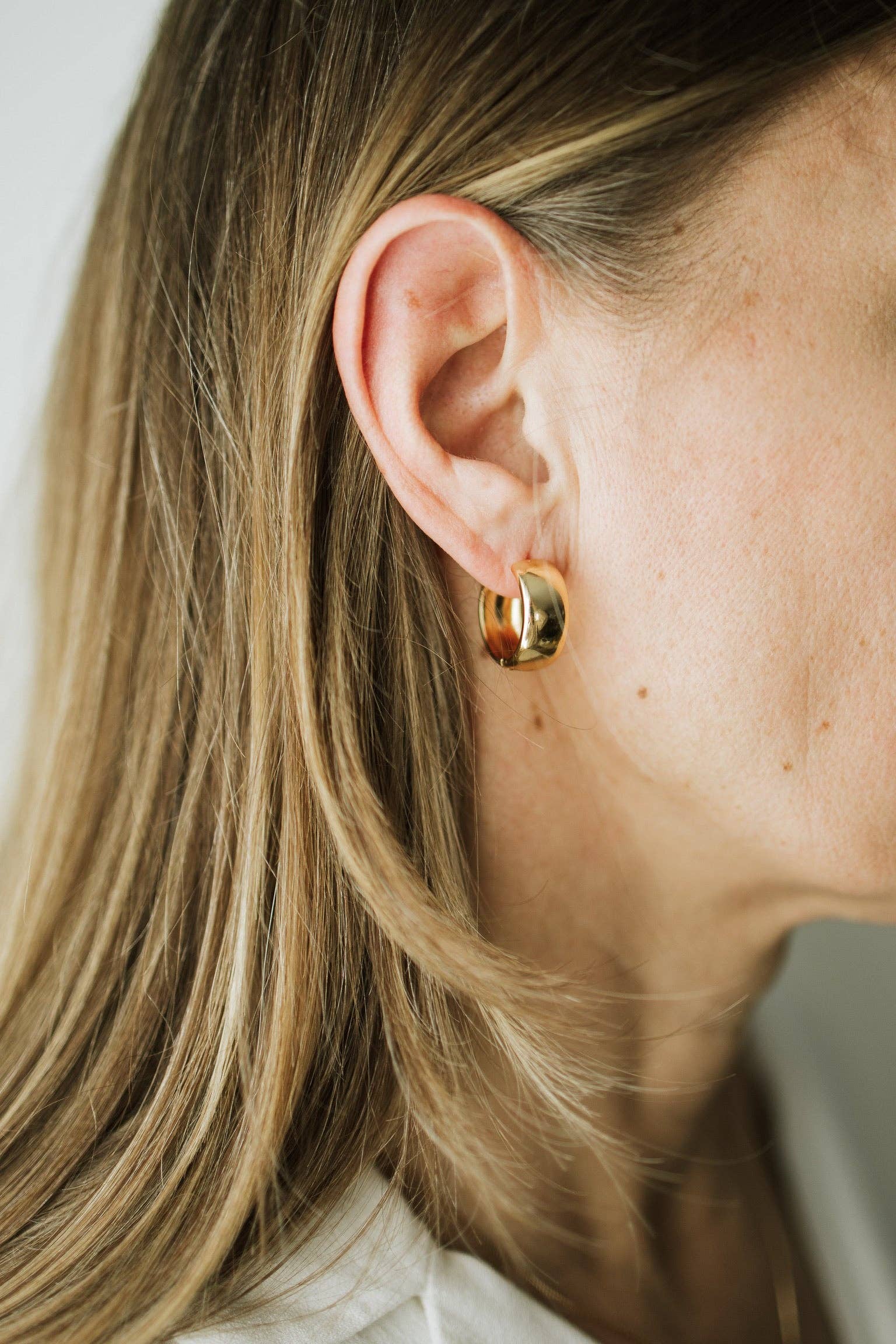 The Aura Hoops