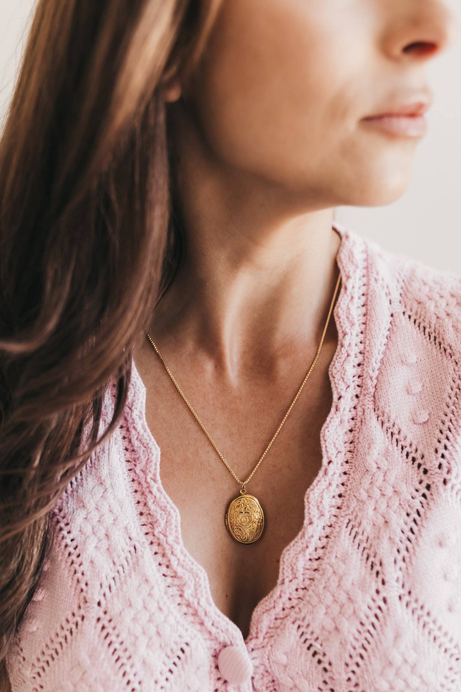 Secret Garden Oval Locket: 18"