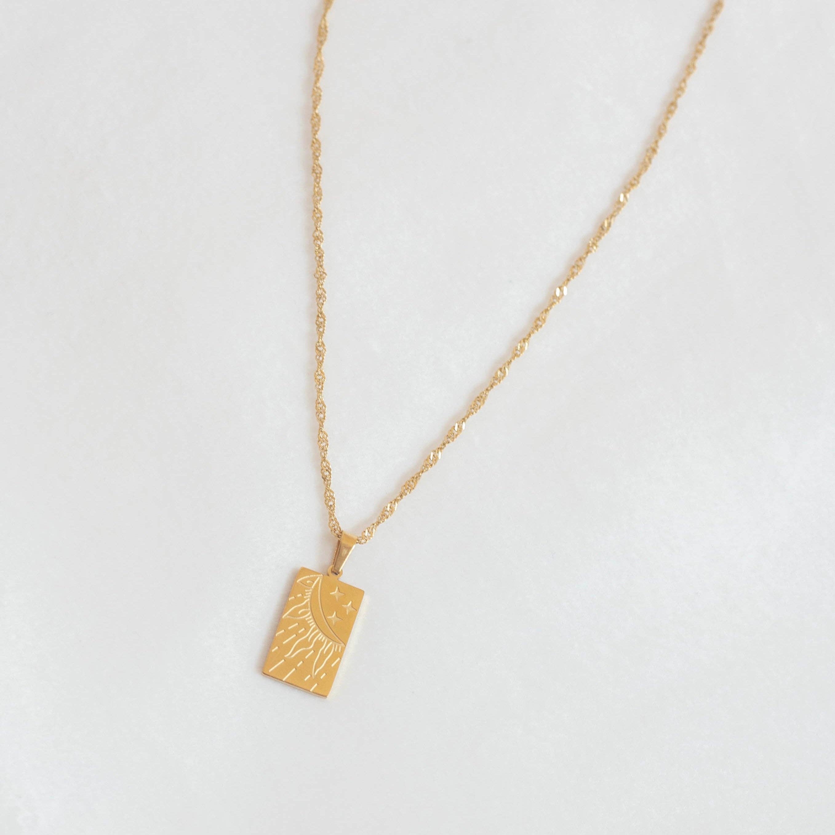 Petite Gold: Venice Necklace